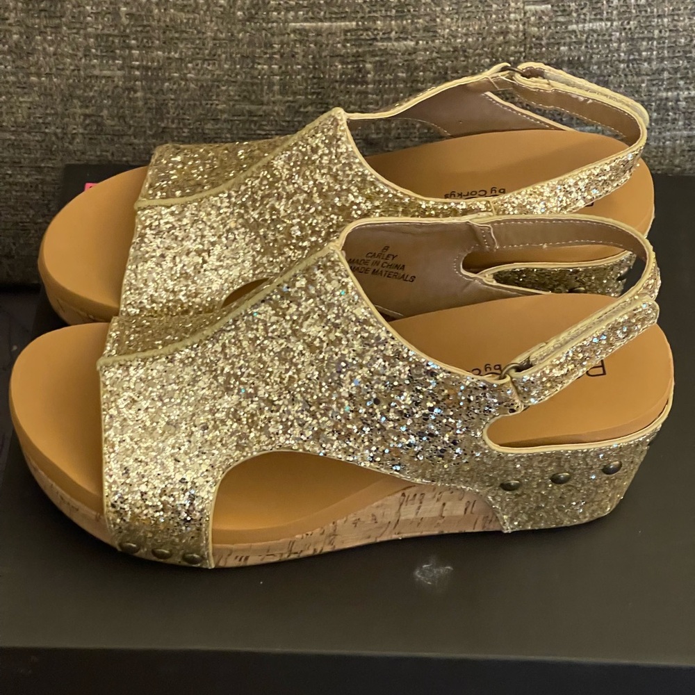 Corky’s Carley Gold Glitter Women's Shoes - New! Size 8 - Picture 2 of 4